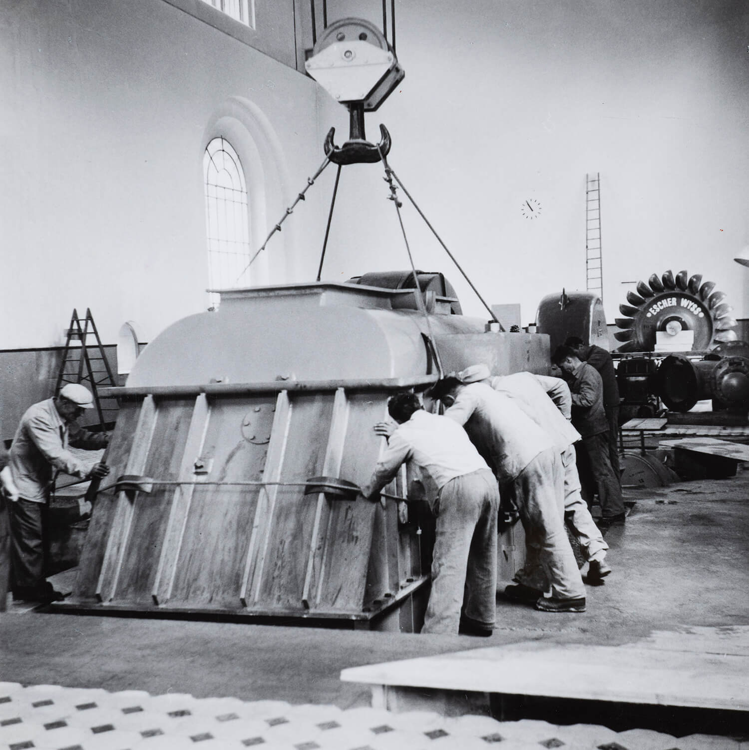 Einbau der Turbine 2 im Kraftwerk Robbia 1956
