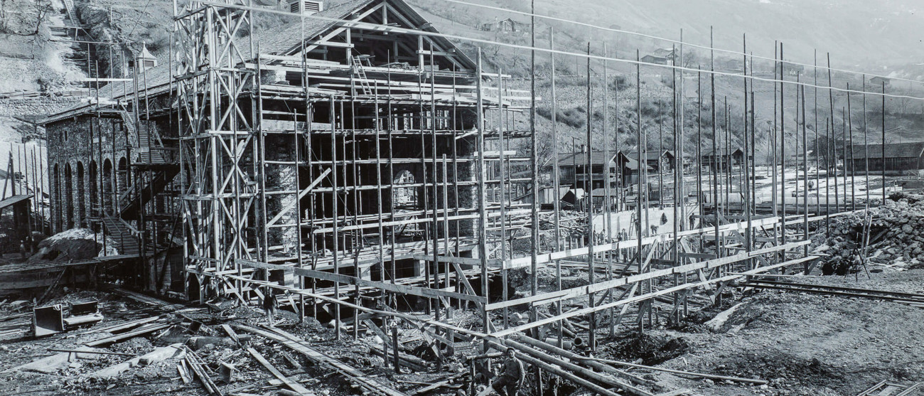 Bau des Kraftwerks Küblis am 12. März 1921 – gesichert im historischen Fotoarchiv von Repower.