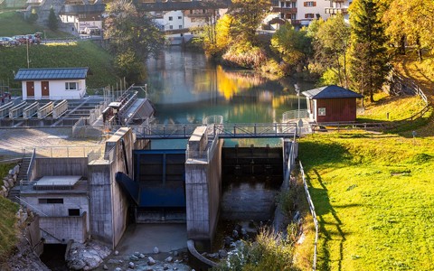 Stauwehr Klosters – Beitrag zur Speicherfunktion im Energiesystem.