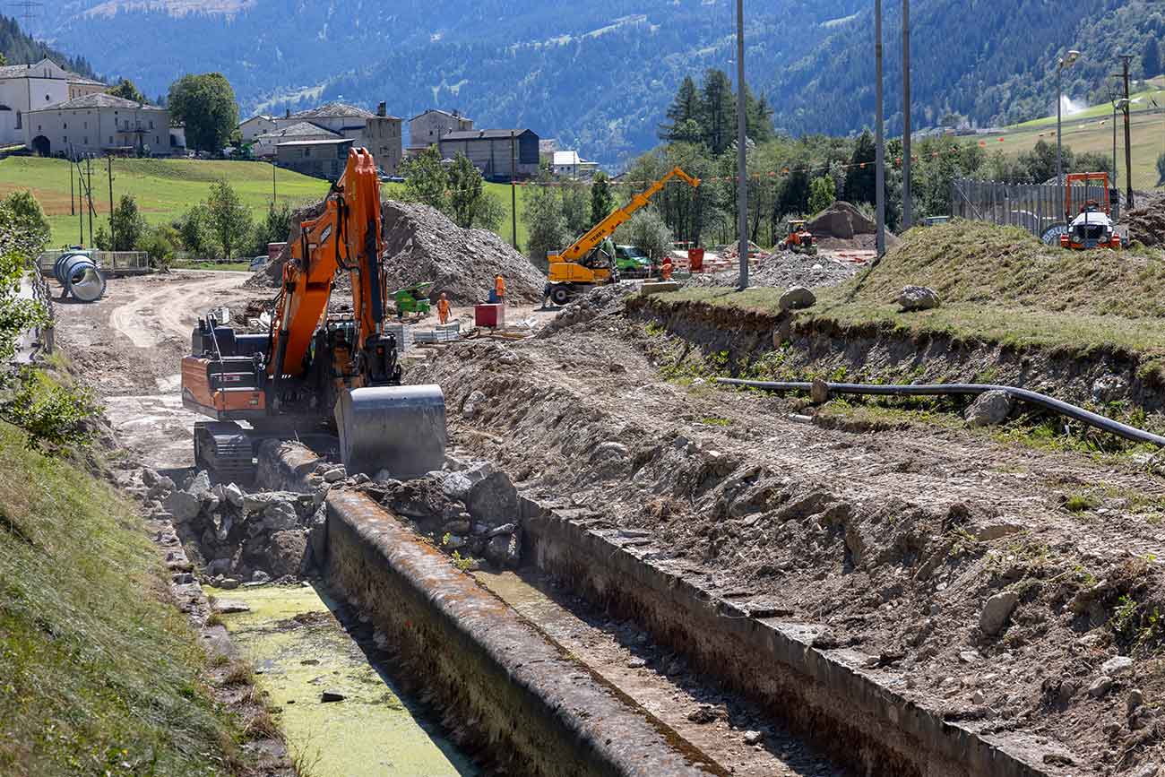 Lavori di costruzione per l'ammodernamento completo della centrale elettrica di Robbia
