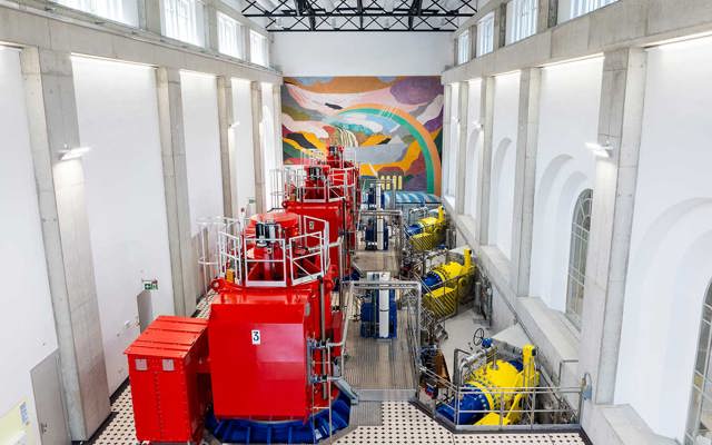 La sala macchine completamente rinnovata della centrale elettrica di Robbia
