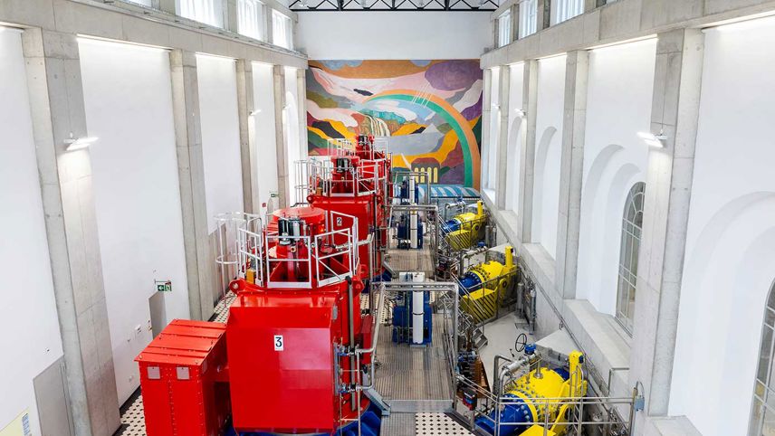 La sala macchine completamente rinnovata della centrale elettrica di Robbia